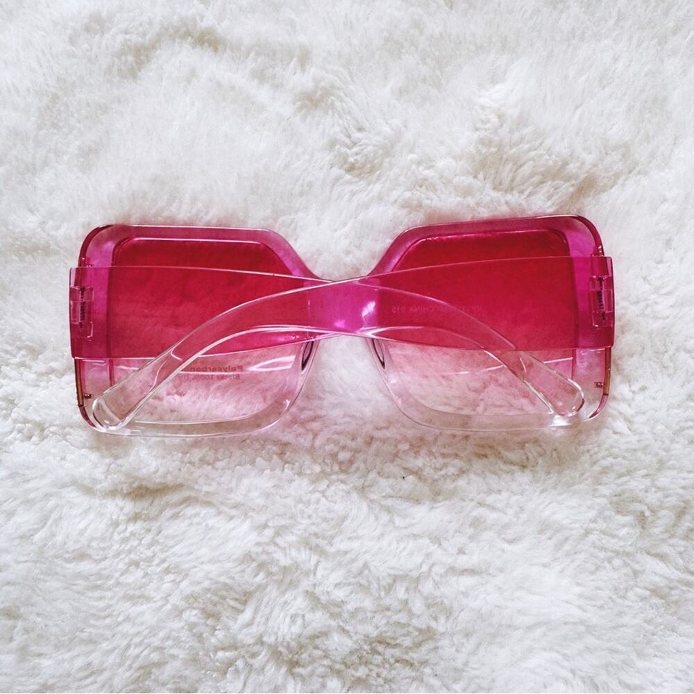 Junia Clear Pink Oversized Sunglasses - Picture 10 of 10